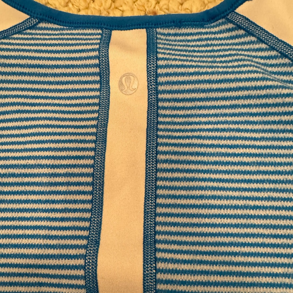 Lululemon Runder Under Reversible L/S Shirt - Picture 12 of 14